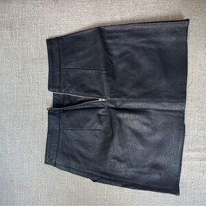 Lulu's Black Pencil Skirt